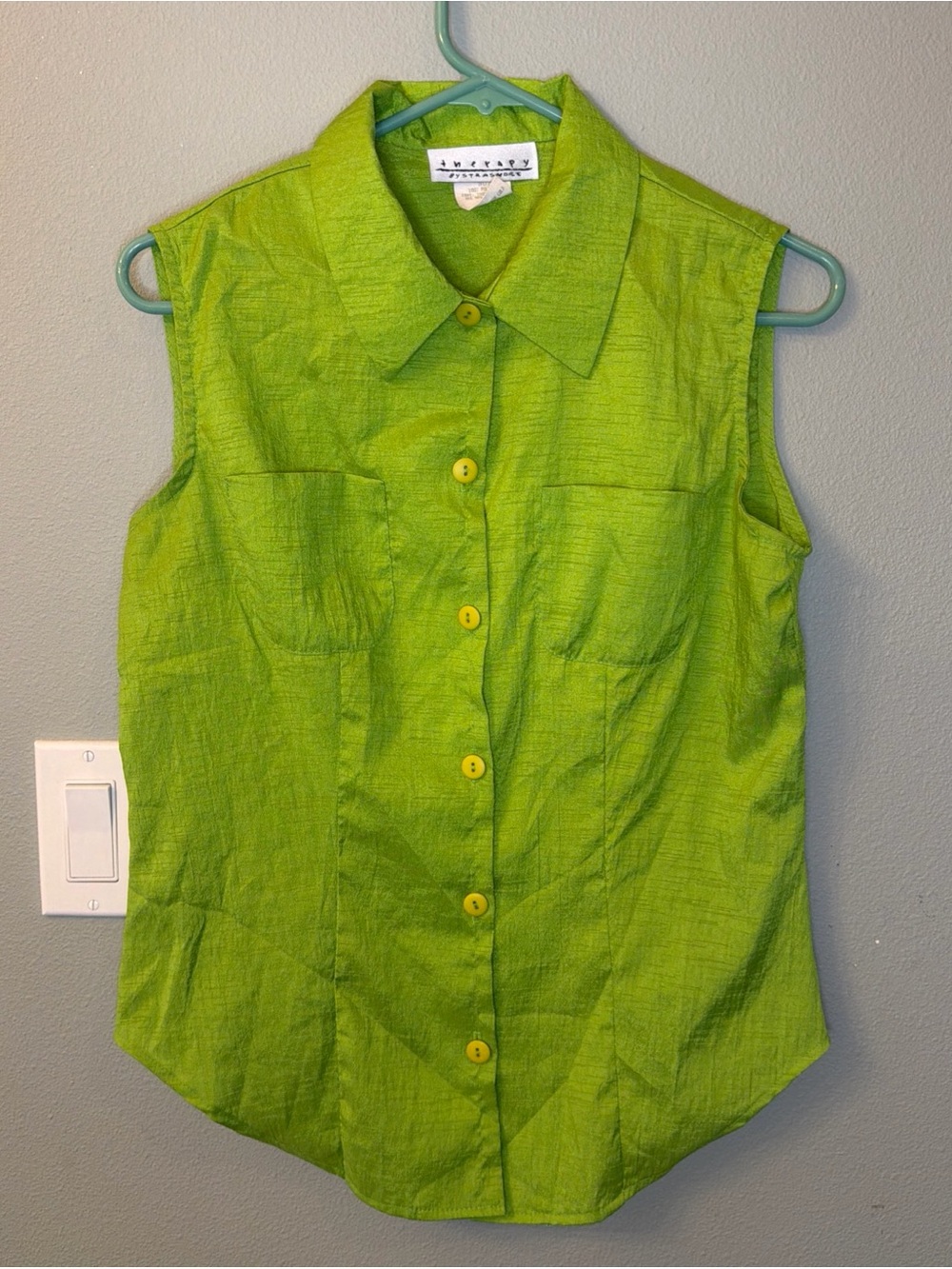 Vintage Therapy By Strasmore Womens Sleeveless Top Size Medium